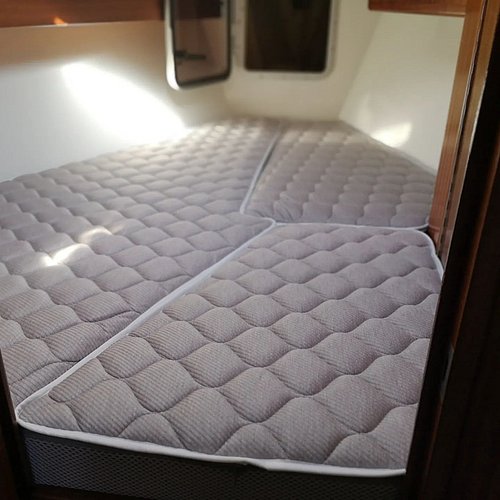 Immer genau auf Maß.  Besser schlafen in jeder Situation. #bootspolster #schleswig #segelboot #bavariayachts... Immer genau auf Maß.  Besser schlafen in jeder Situation. #bootspolster #schleswig #segelboot #bavariayachts...